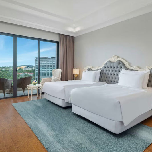 Twin Room Share